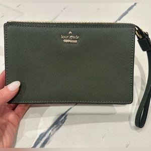 Kate Spade Green Wristlet